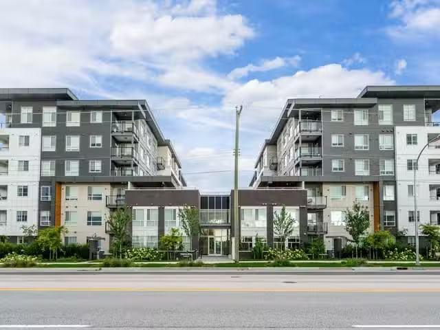 Condo for sale in Langley, British Columbia