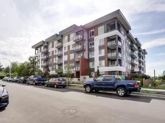 Condo for sale in Langley, British Columbia