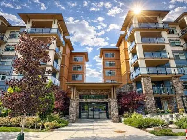 Condo for sale in Langley, British Columbia