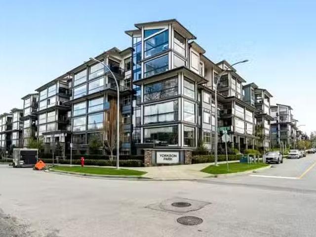 Condo for sale in Langley, British Columbia
