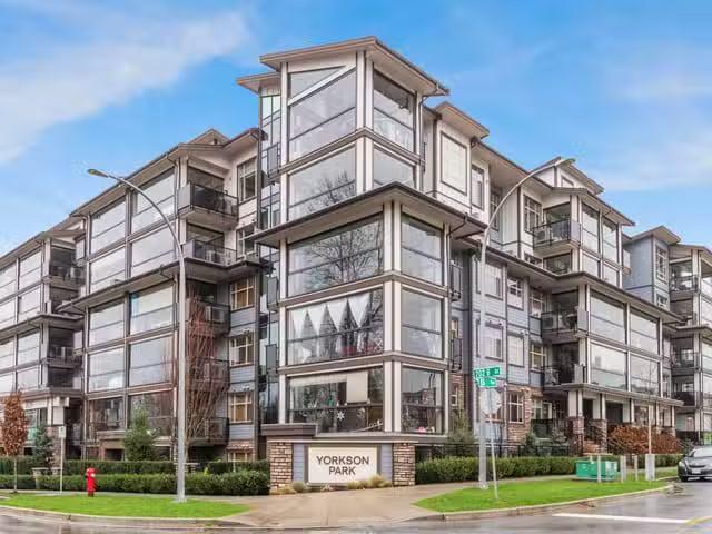 Condo for sale in Langley, British Columbia