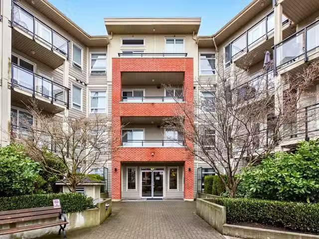Condo for sale in Langley, British Columbia