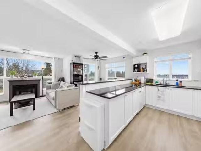 Condo for sale in Langley, British Columbia