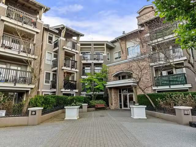 Condo for sale in Langley, British Columbia