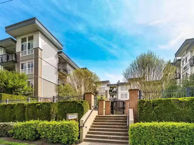 Condo for sale in Langley, British Columbia