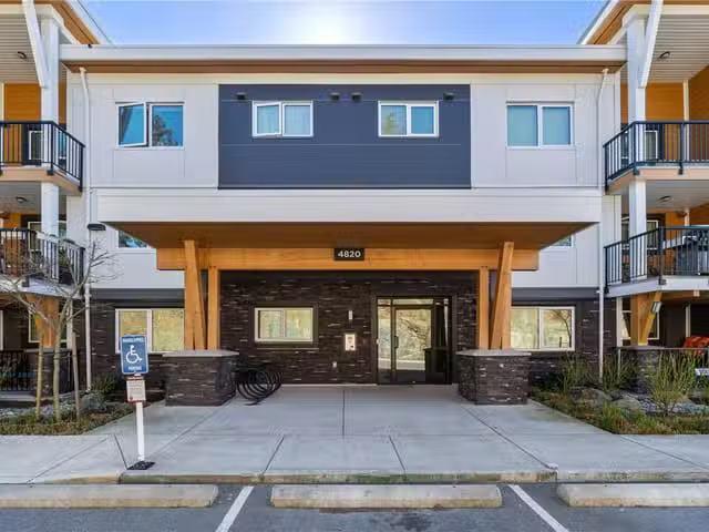 Condo for sale in Nanaimo, British Columbia