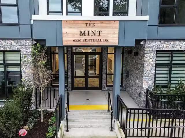 Condo for sale in Nanaimo, British Columbia