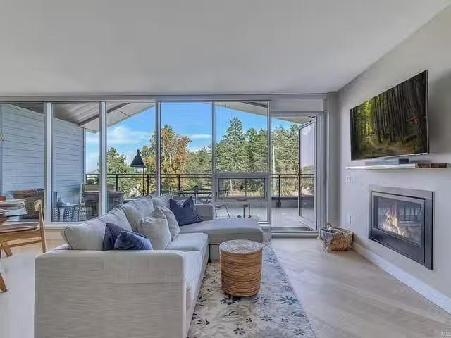 Condo for sale in Nanoose Bay, British Columbia