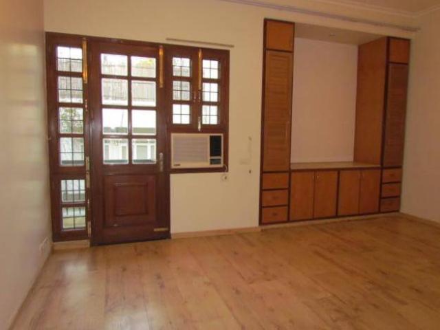 Flat for sale in Deri
