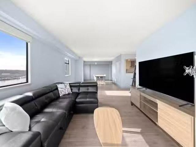 Condo for sale in New Westminster, British Columbia