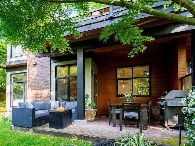 Condo for sale in New Westminster, British Columbia