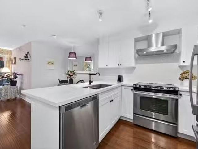 Condo for sale in New Westminster, British Columbia