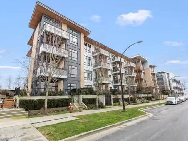 Condo for sale in New Westminster, British Columbia