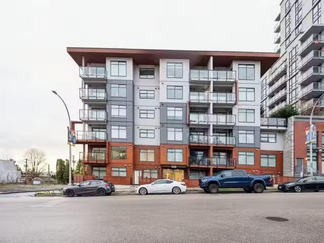 Condo for sale in New Westminster, British Columbia