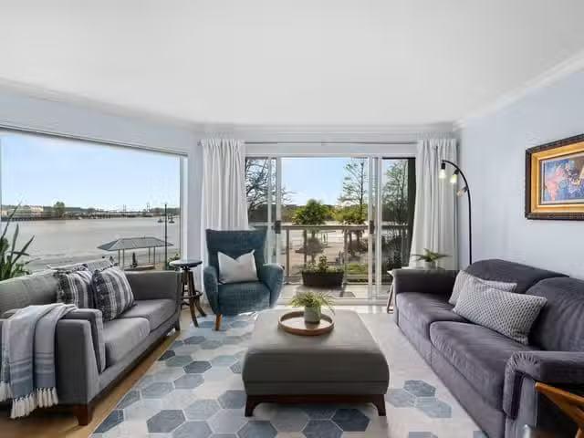 Condo for sale in New Westminster, British Columbia