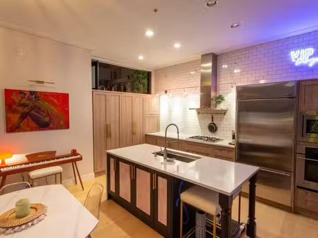 Condo for sale in New Westminster, British Columbia