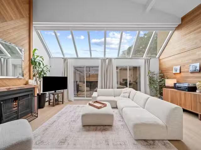 Condo for sale in New Westminster, British Columbia