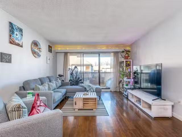 Condo for sale in New Westminster, British Columbia