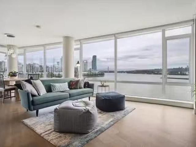 Condo for sale in New Westminster, British Columbia