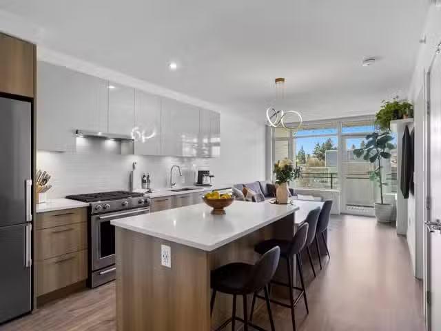 Condo for sale in New Westminster, British Columbia
