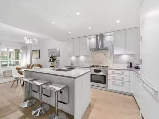 Condo for sale in North Vancouver, Metro Vancouver Regional District