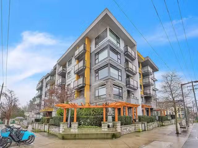 Condo for sale in North Vancouver, British Columbia