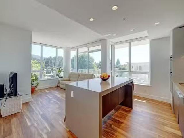 Condo for sale in North Vancouver, British Columbia