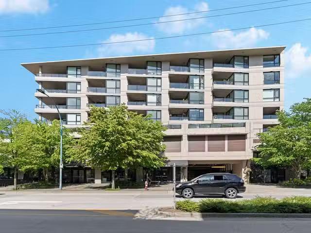 Condo for sale in North Vancouver, British Columbia
