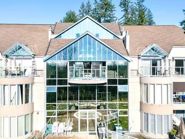 Condo for sale in North Vancouver, British Columbia