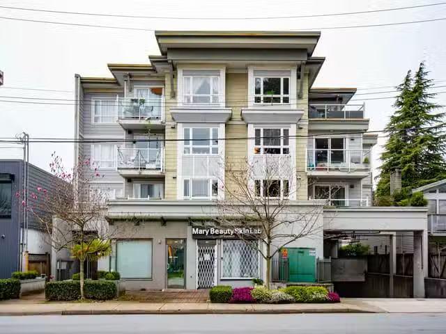 Condo for sale in North Vancouver, British Columbia