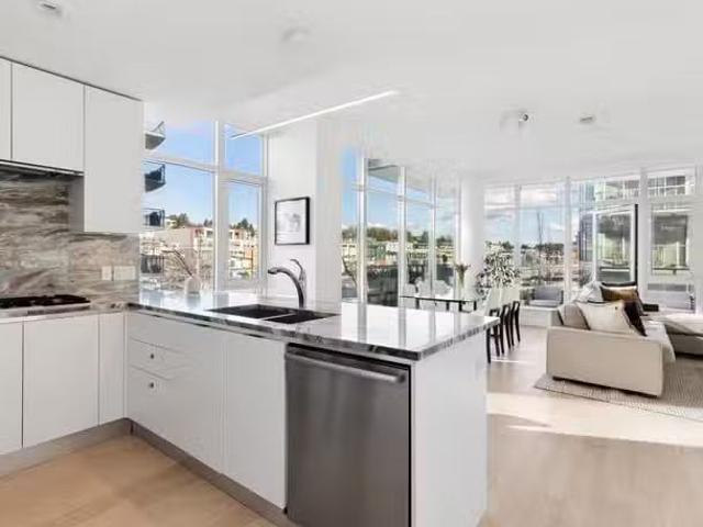 Condo for sale in North Vancouver, British Columbia