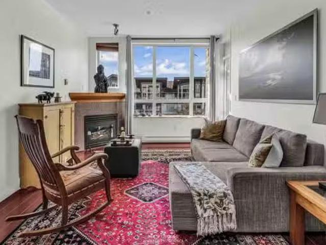 Condo for sale in North Vancouver, British Columbia