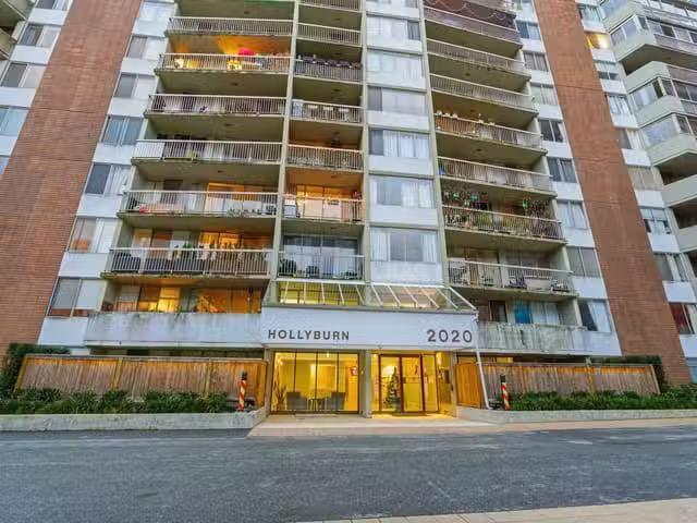 Condo for sale in North Vancouver, British Columbia
