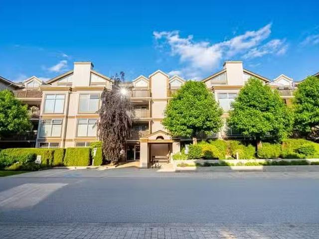 Condo for sale in Pitt Meadows, British Columbia