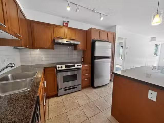 Condo for sale in Pitt Meadows, British Columbia