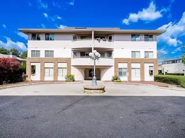 Condo for sale in Pitt Meadows, British Columbia