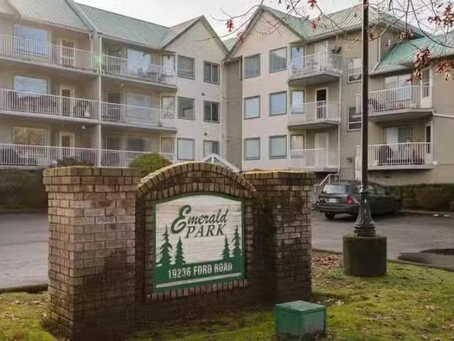 Condo for sale in Pitt Meadows, British Columbia