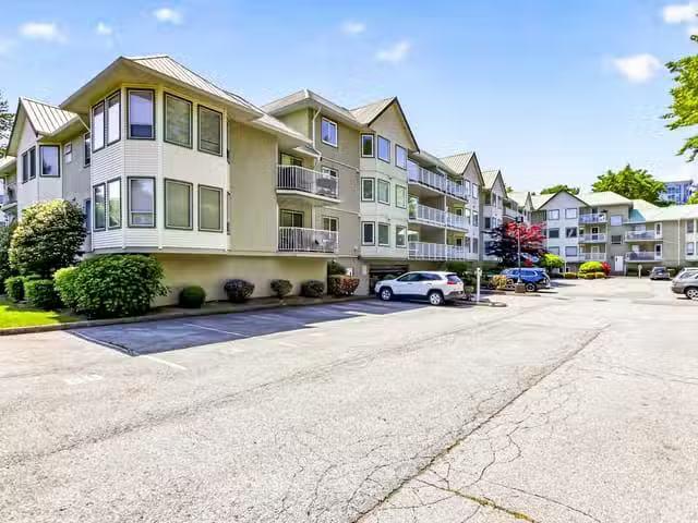 Condo for sale in Pitt Meadows, British Columbia