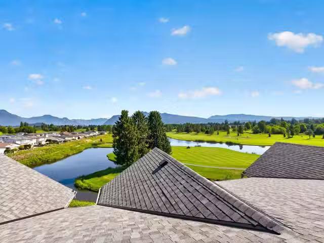 Condo for sale in Pitt Meadows, British Columbia
