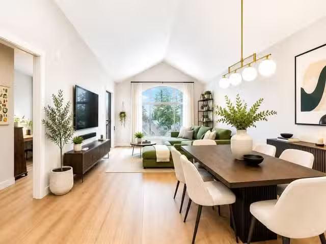 Condo for sale in Pitt Meadows, British Columbia