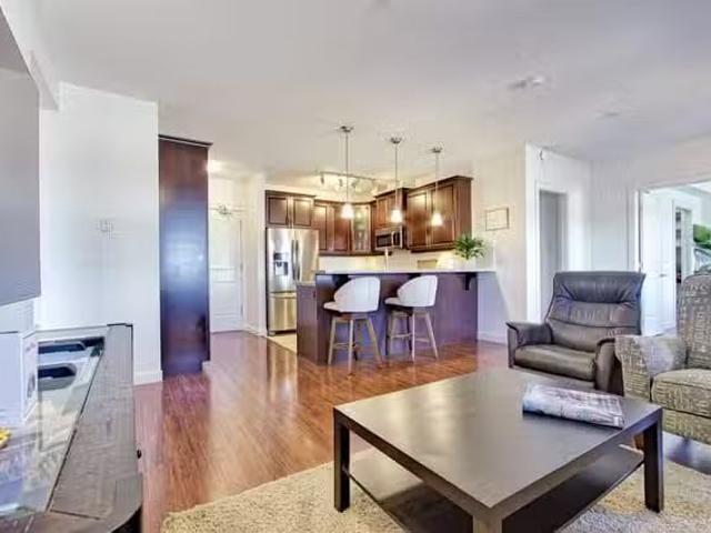 Condo for sale in Pitt Meadows, British Columbia