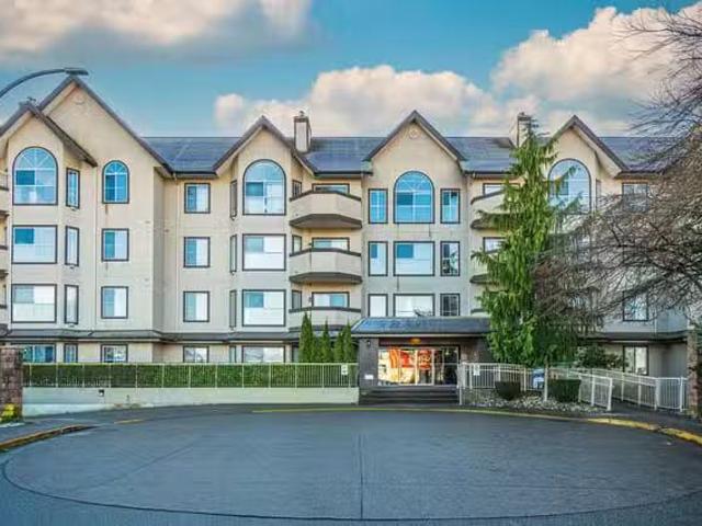 Condo for sale in Pitt Meadows, British Columbia