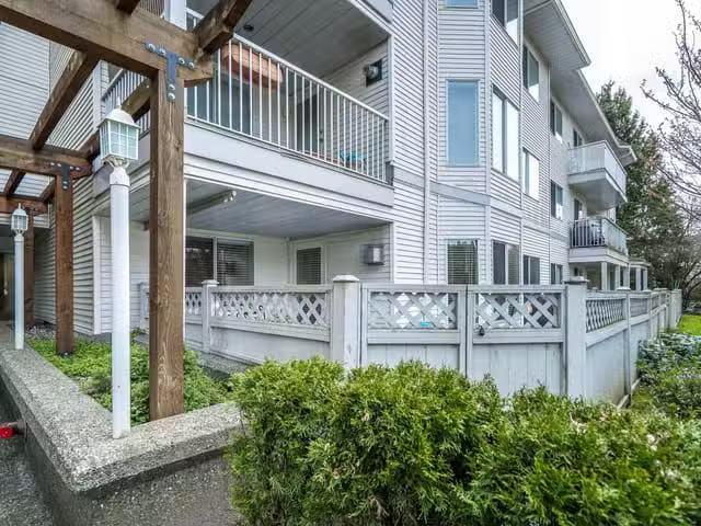 Condo for sale in Port Coquitlam, British Columbia