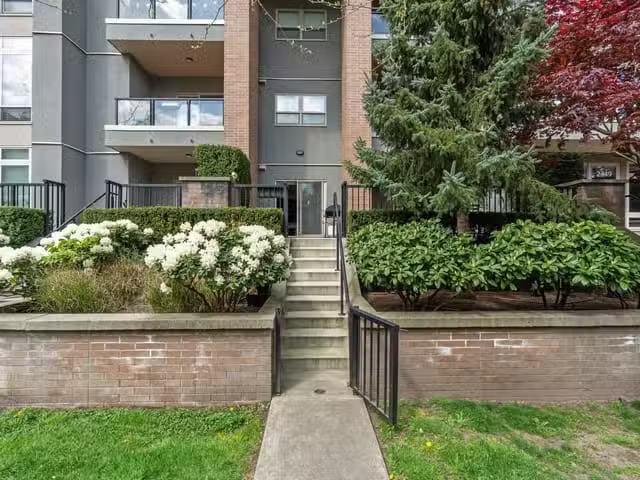 Condo for sale in Port Coquitlam, British Columbia