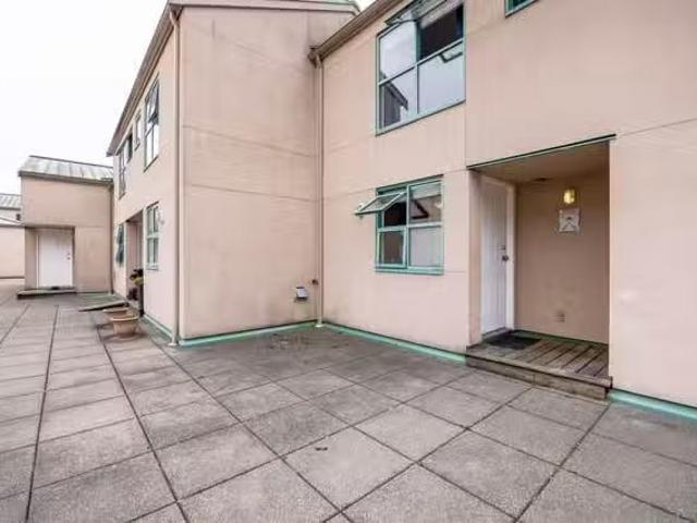Condo for sale in Port Coquitlam, British Columbia