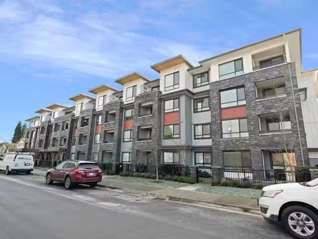 Condo for sale in Port Coquitlam, British Columbia