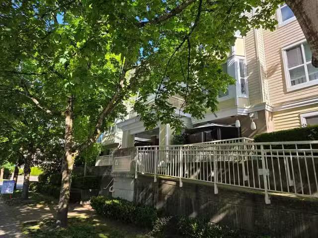 Condo for sale in Port Coquitlam, British Columbia