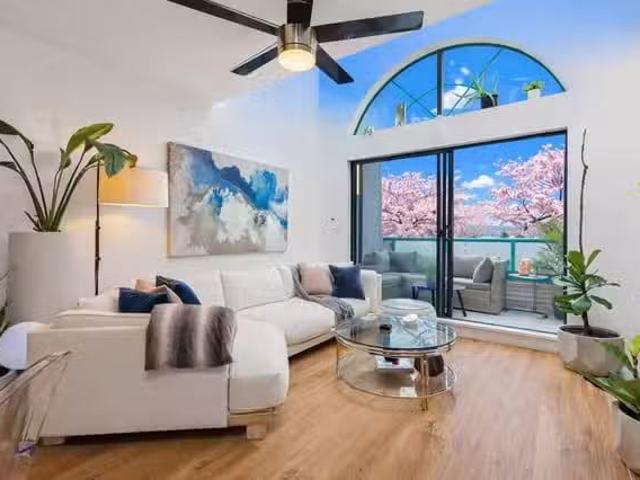 Condo for sale in Port Coquitlam, British Columbia