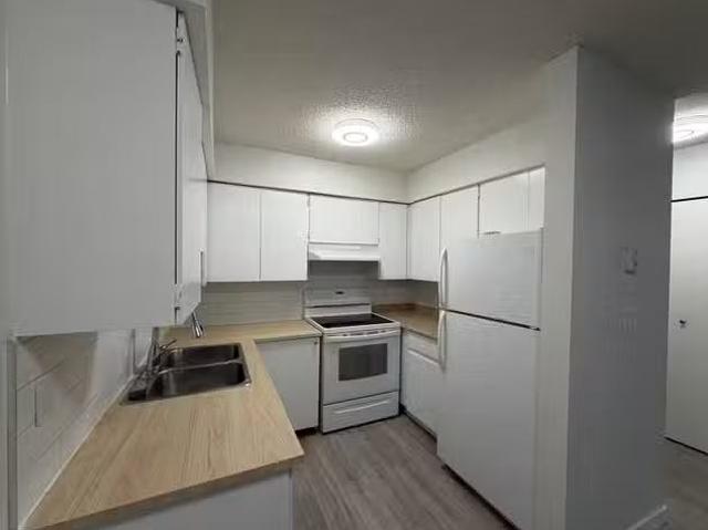 Condo for sale in Port Coquitlam, British Columbia