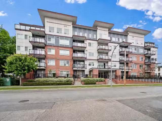 Condo for sale in Port Coquitlam, British Columbia
